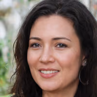 Lisa R.